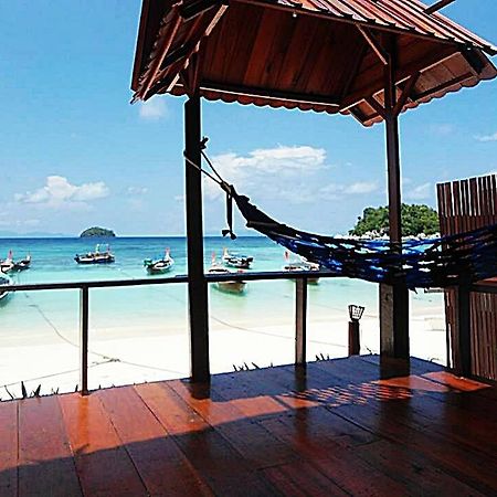 Zanom Sunrise Beach Resort Koh Lipe Exterior foto