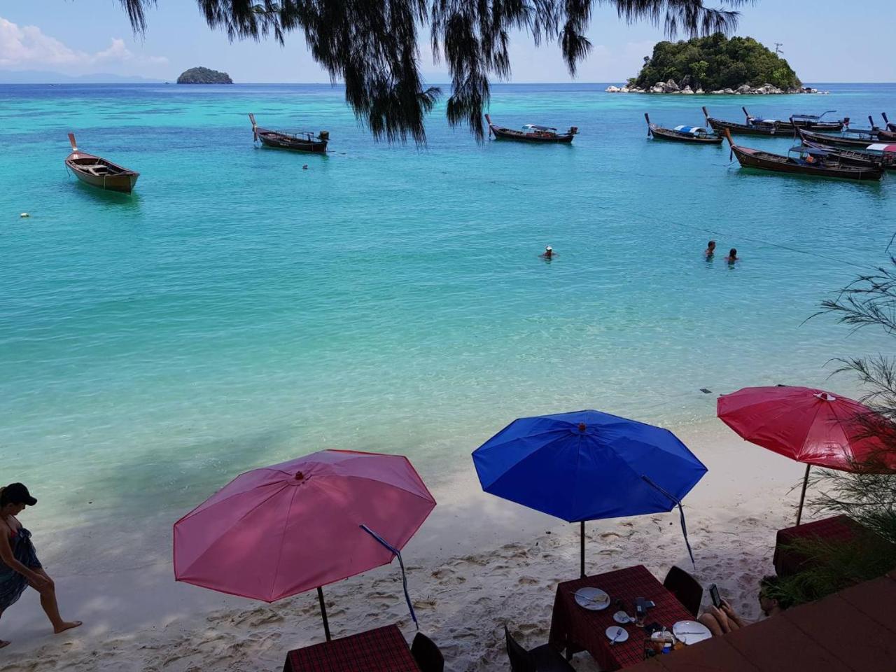 Zanom Sunrise Beach Resort Koh Lipe Exterior foto